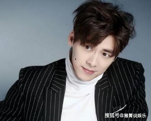 吃瓜娱乐胡歌王俊凯,胡歌与王俊凯的娱乐风云录